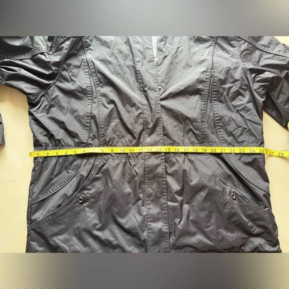 St.John’s Bay woman reversible utility jacket black gray cinched waist size 1X - Picture 10 of 16